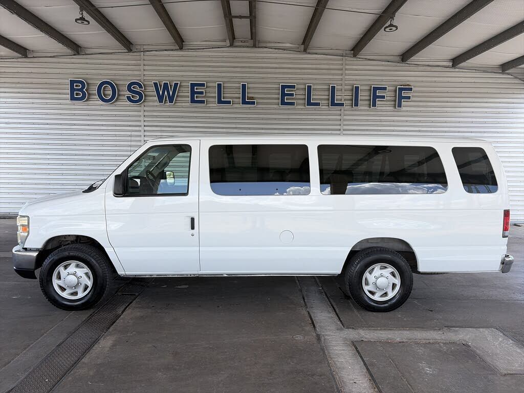 2008 FORD E-350