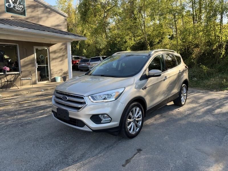 2017 FORD Escape