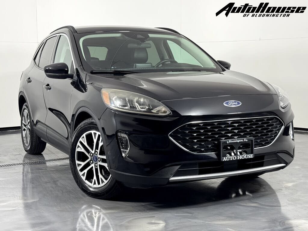 2022 FORD Escape