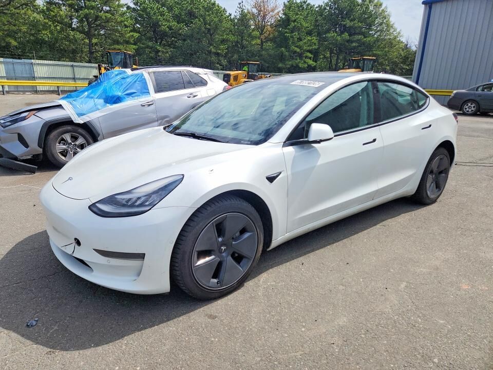 2021 TESLA Model 3