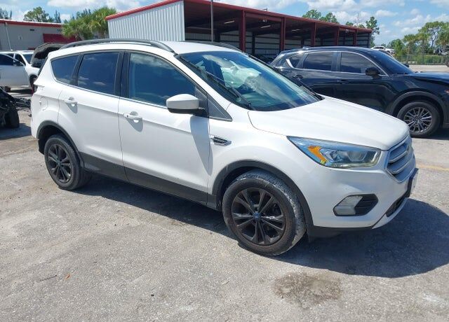 2019 FORD Escape