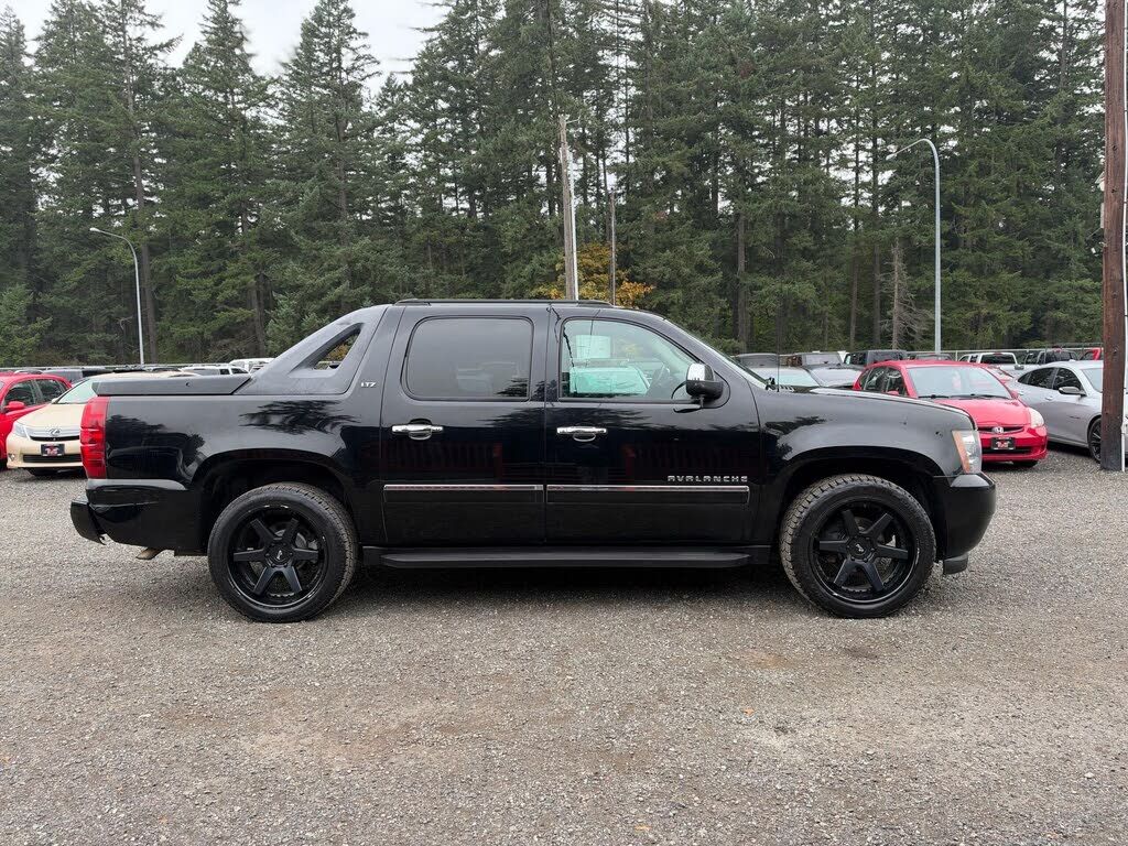 2010 CHEVROLET Avalanche