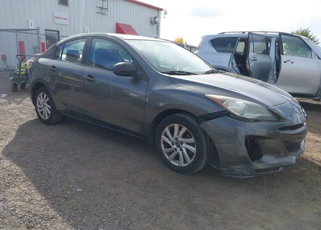 2013 MAZDA Mazda3