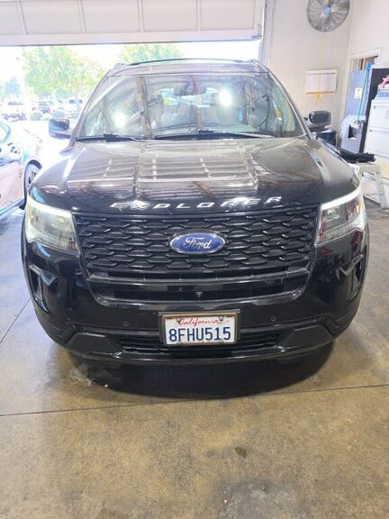 2018 FORD Explorer