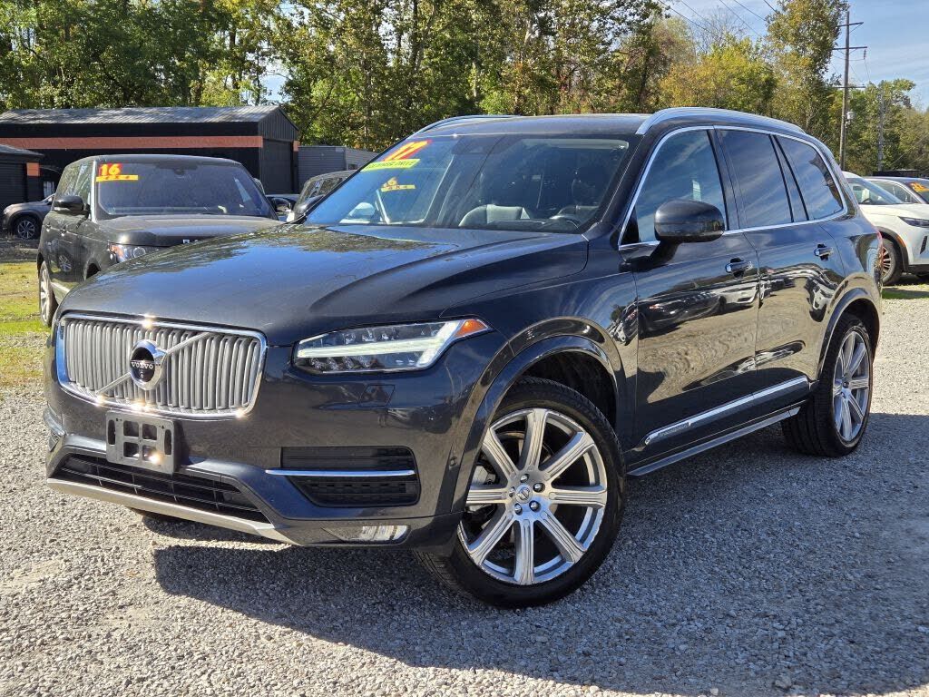 2017 VOLVO XC90