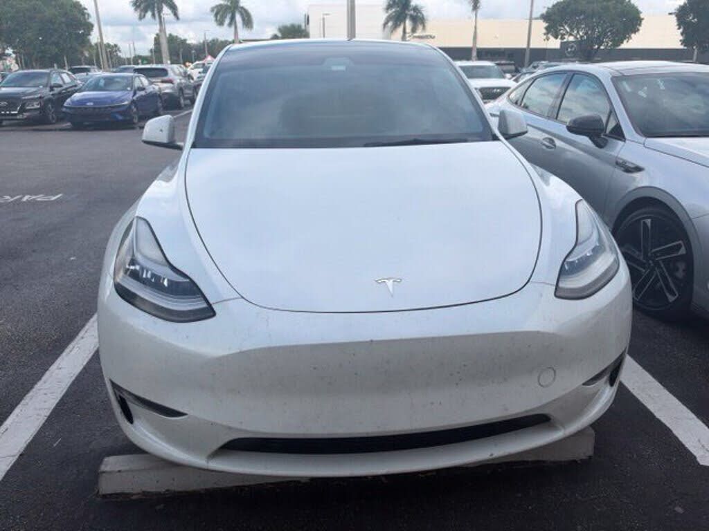 2021 TESLA Model Y