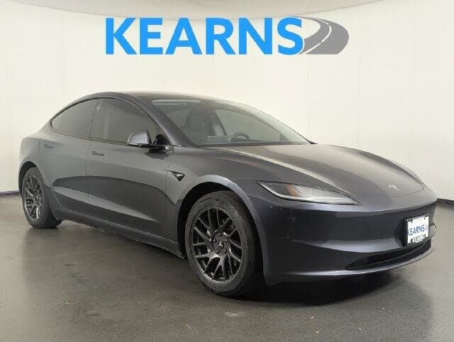 2025 TESLA Model 3