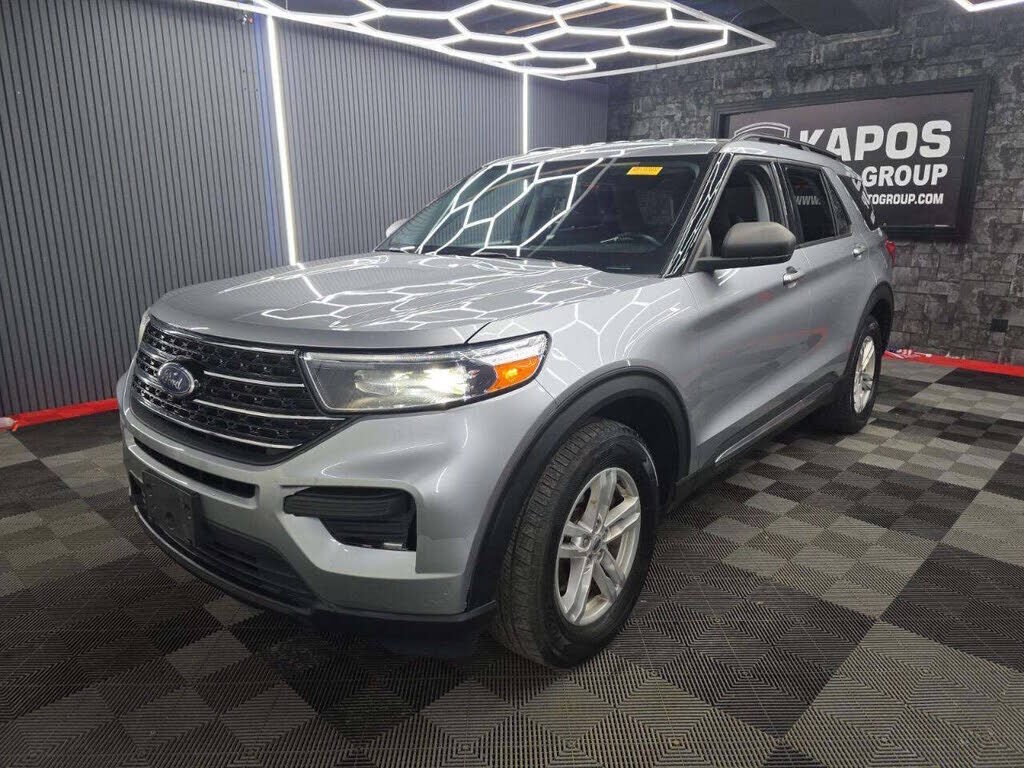 2021 FORD Explorer