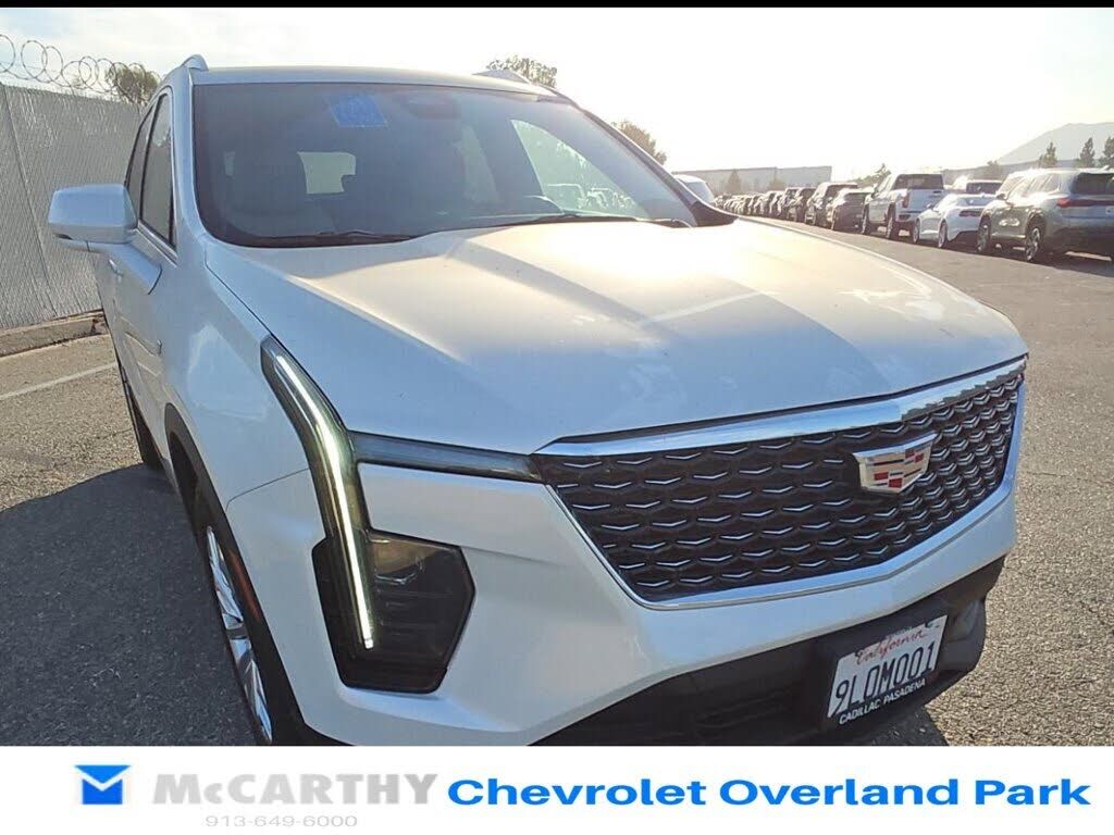 2024 CADILLAC XT4