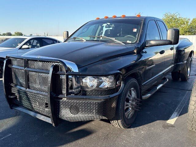 2004 DODGE Ram