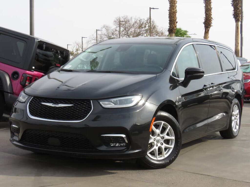 2023 CHRYSLER Pacifica