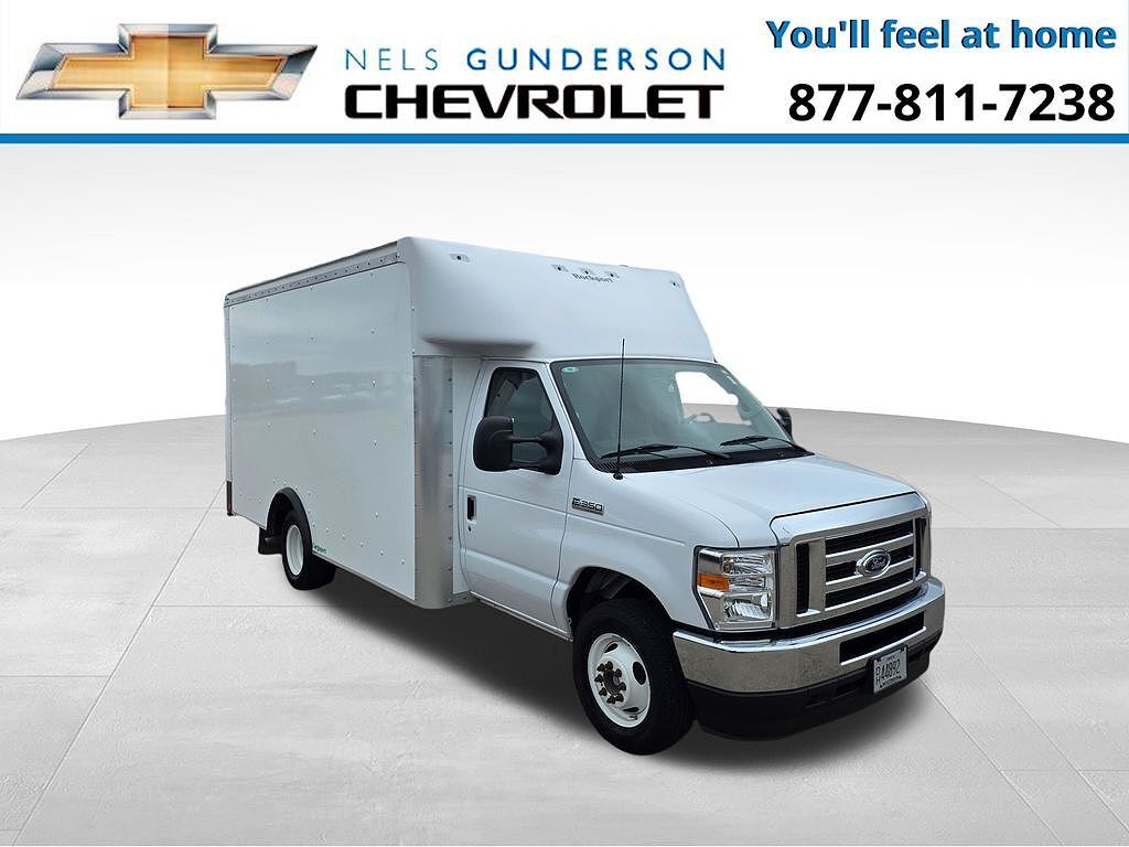 2025 FORD E-350