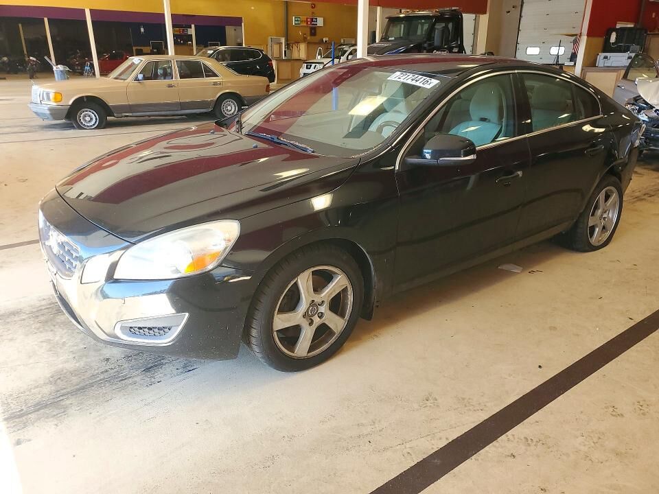 2012 VOLVO S60