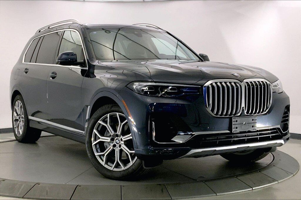 2022 BMW X7