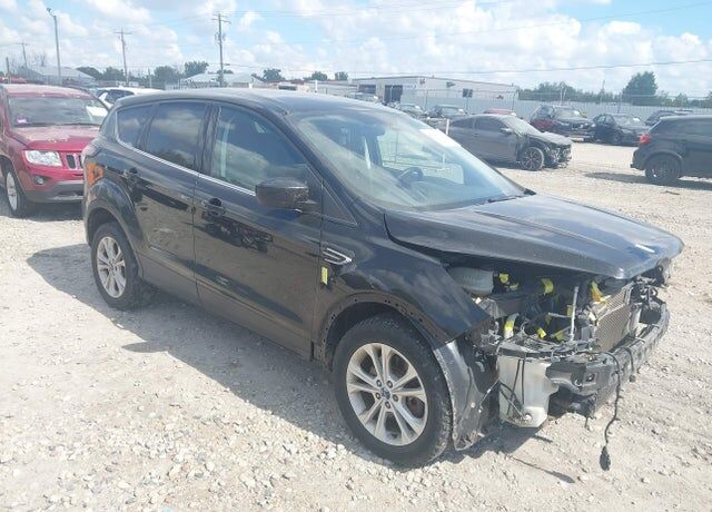 2017 FORD Escape