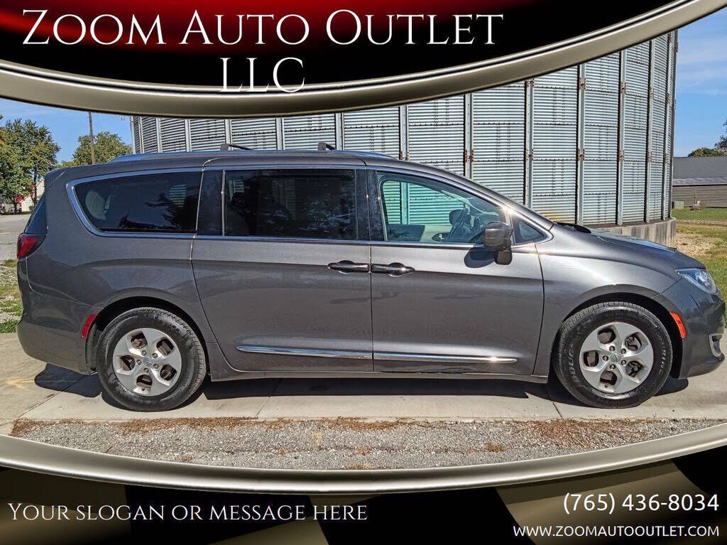 2017 CHRYSLER Pacifica