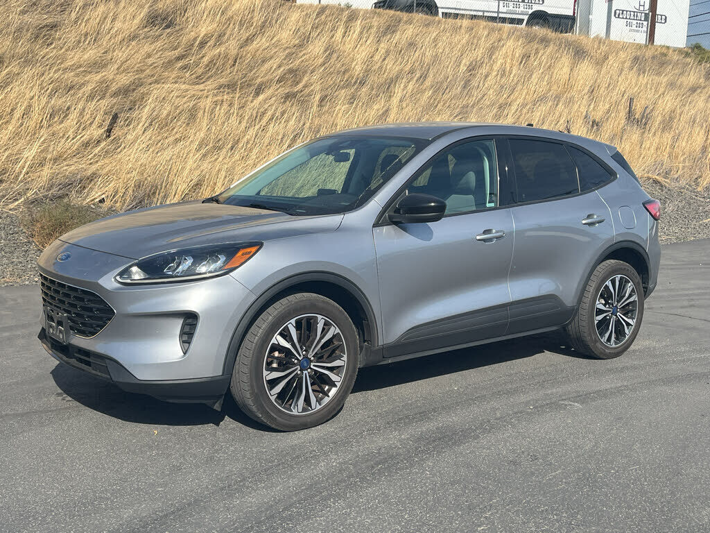 2021 FORD Escape