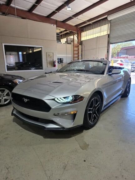2018 FORD Mustang