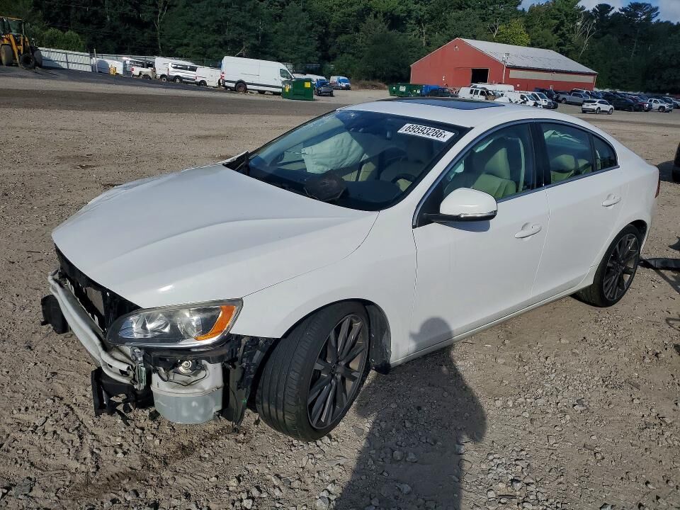 2014 VOLVO S60