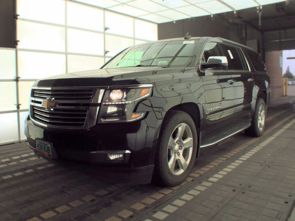 2017 CHEVROLET Suburban