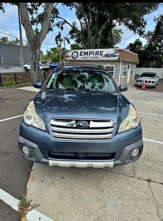2013 SUBARU Outback