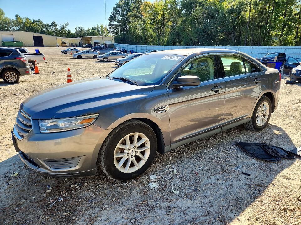 2013 FORD Taurus