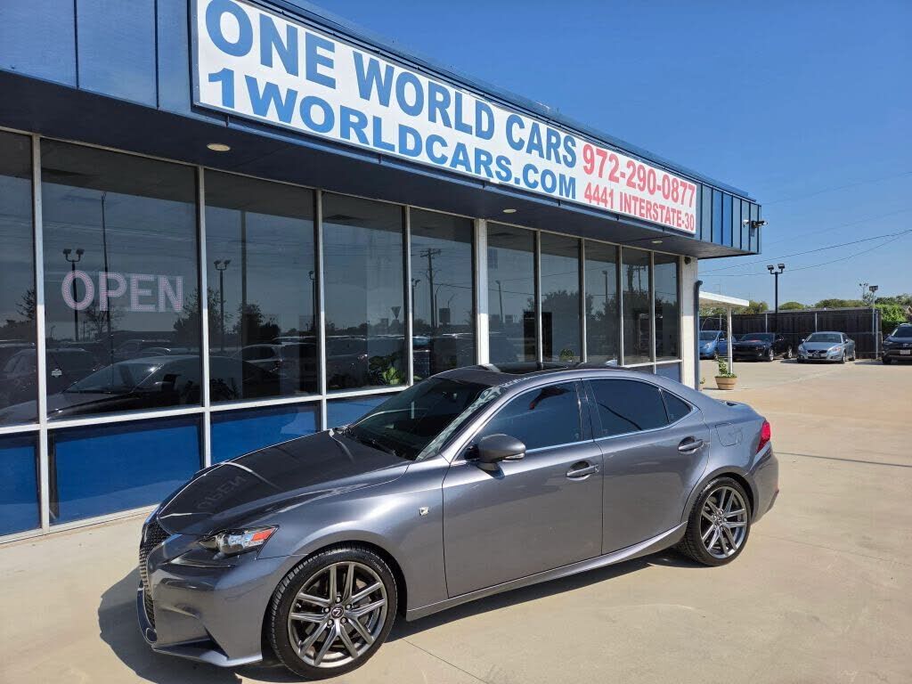 2016 LEXUS IS