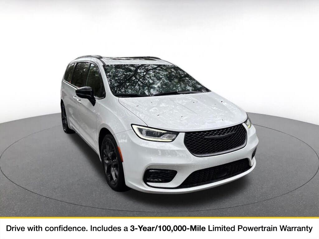 2025 CHRYSLER Pacifica