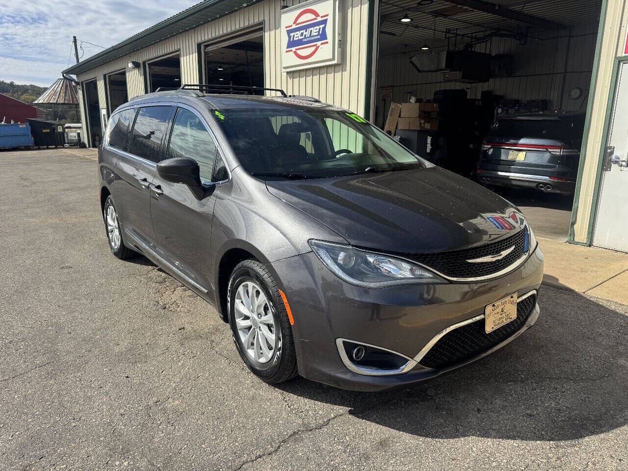 2017 CHRYSLER Pacifica