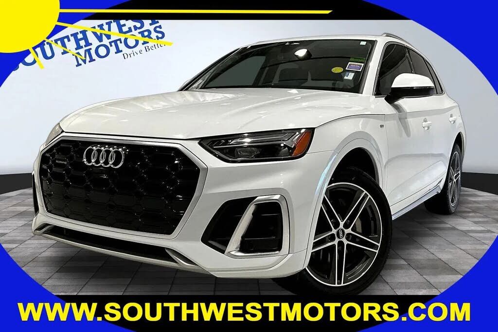 2021 AUDI Q5 e