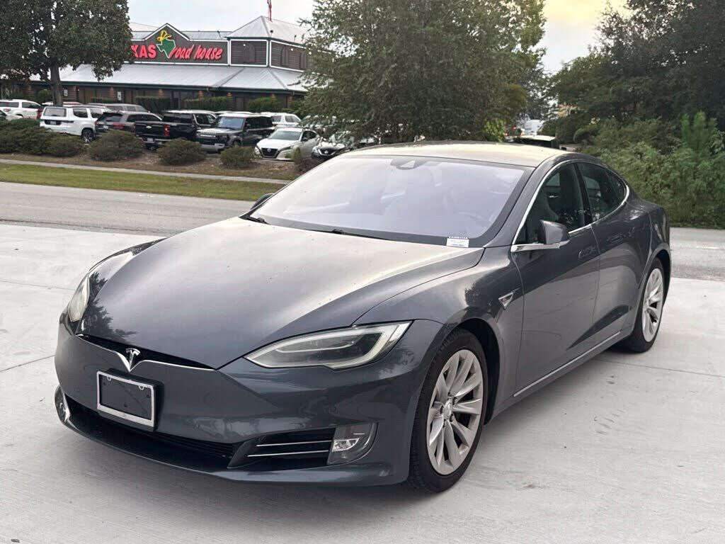 2016 TESLA Model S