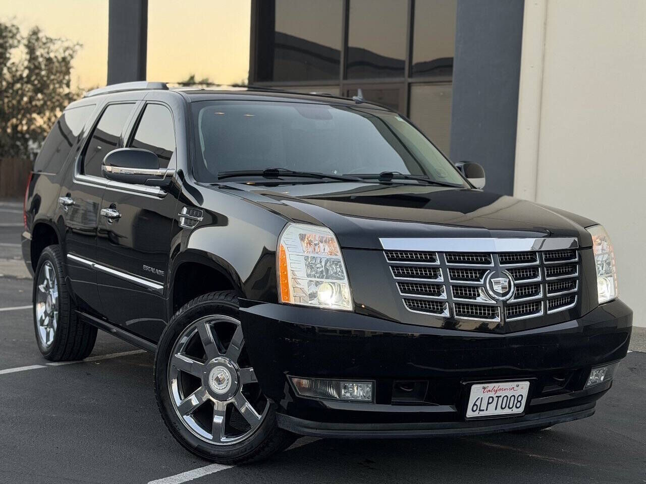 2010 CADILLAC Escalade