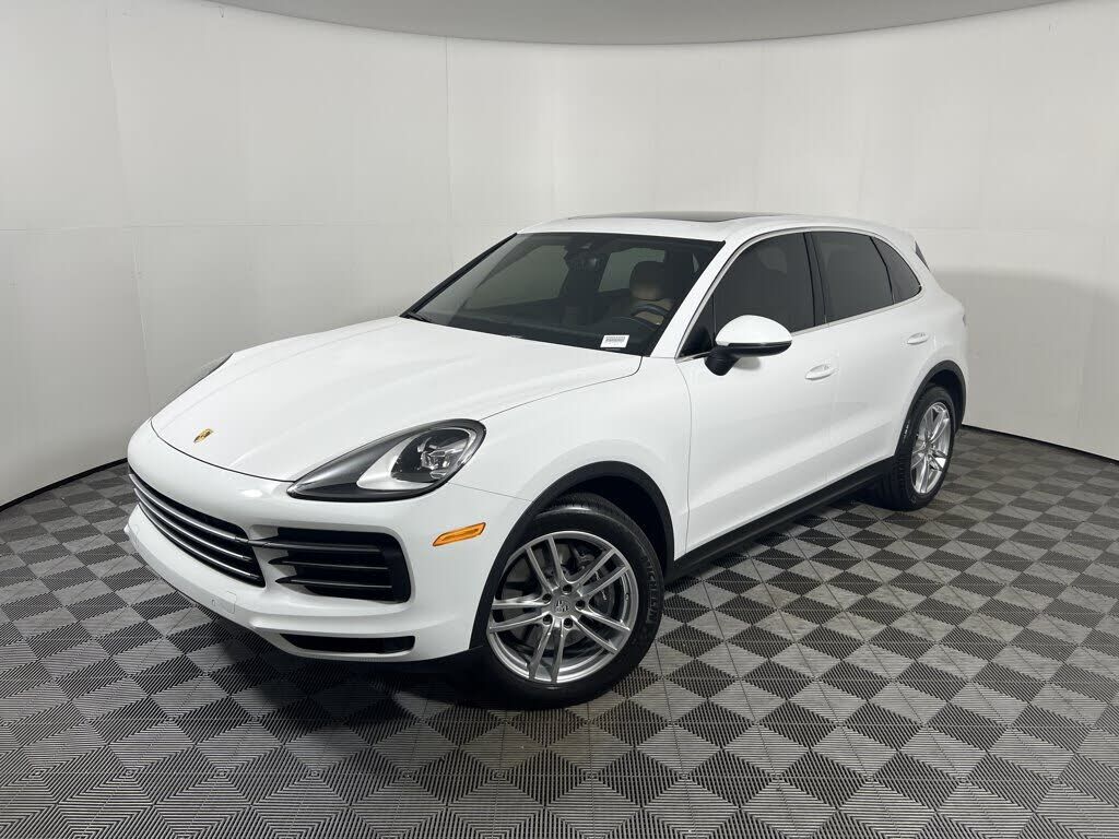 2023 PORSCHE Cayenne