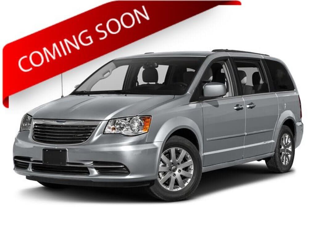 2016 CHRYSLER Town and Country