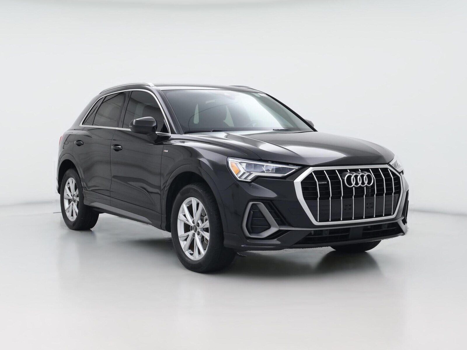 2023 AUDI Q3