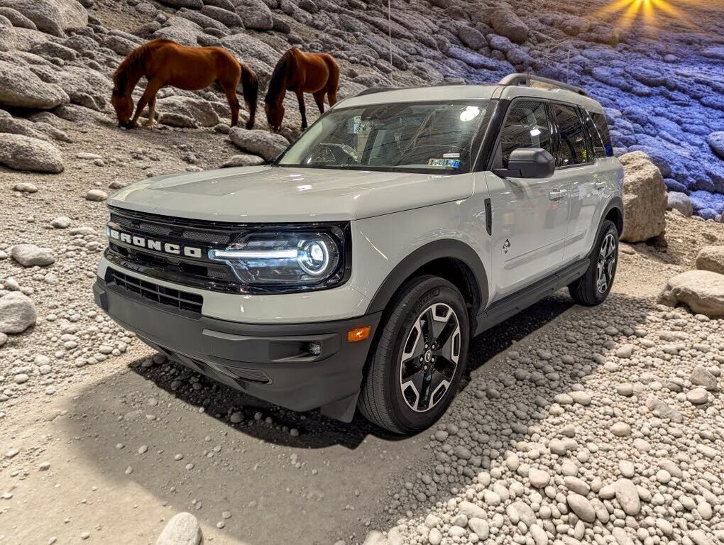 2023 FORD Bronco