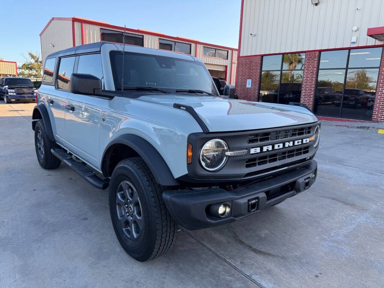 2024 FORD Bronco