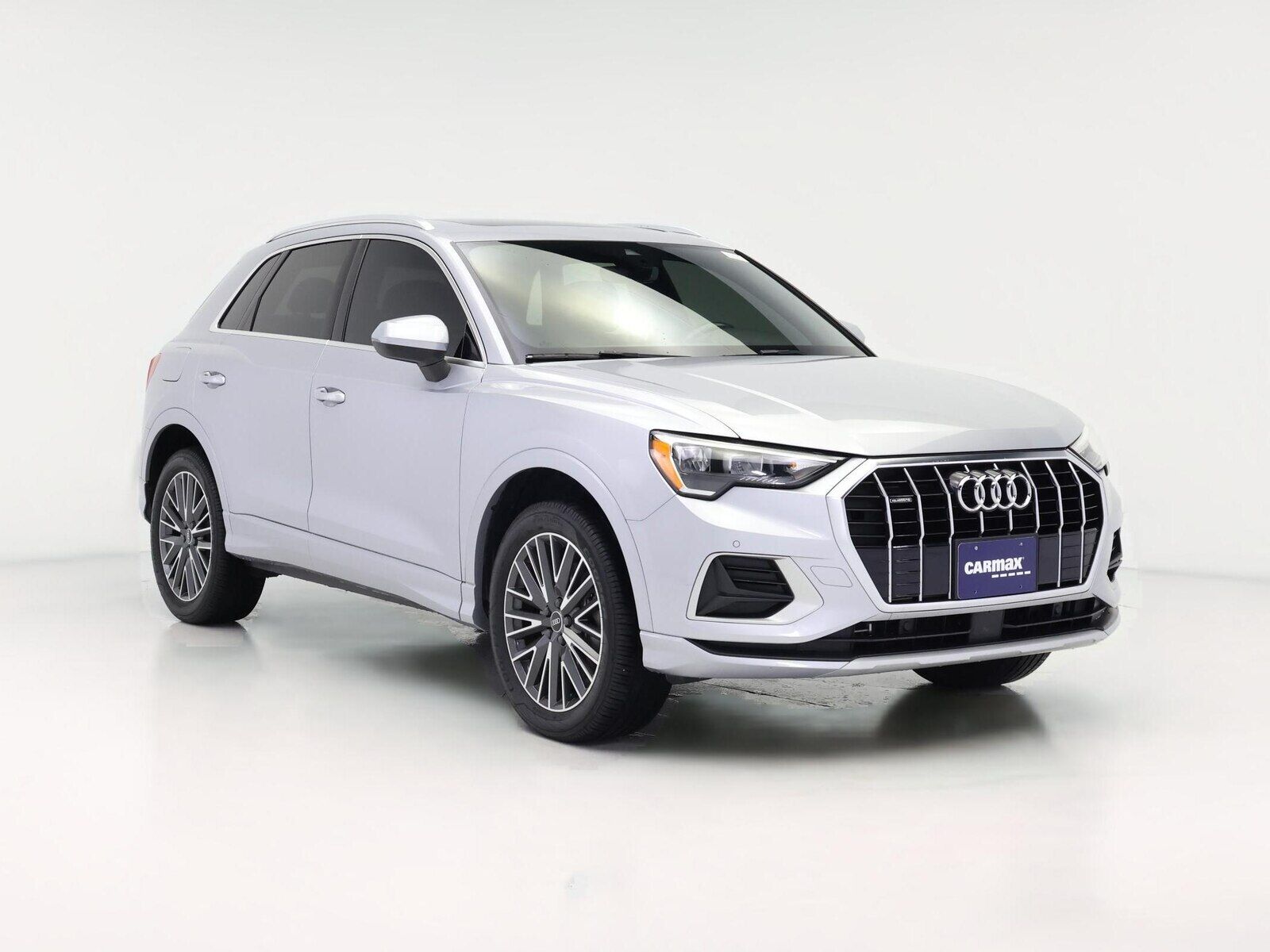 2022 AUDI Q3