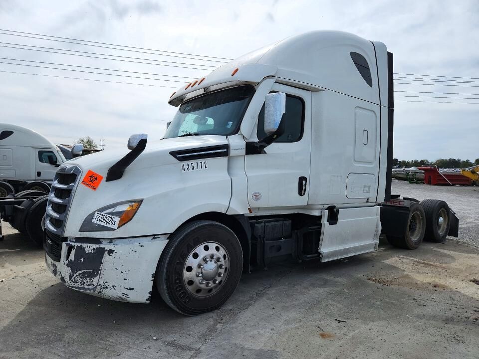 2021 FREIGHTLINER Cascadia