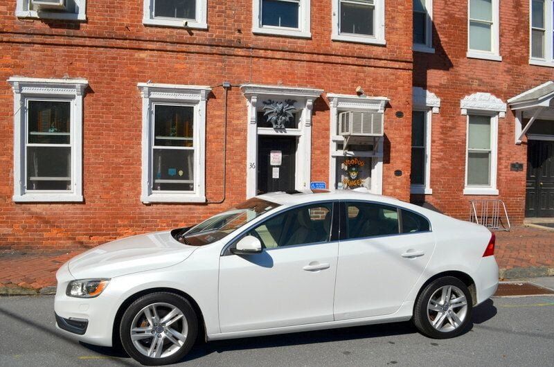 2015 VOLVO S60
