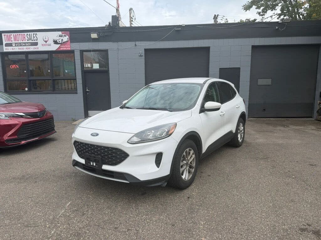 2021 FORD Escape