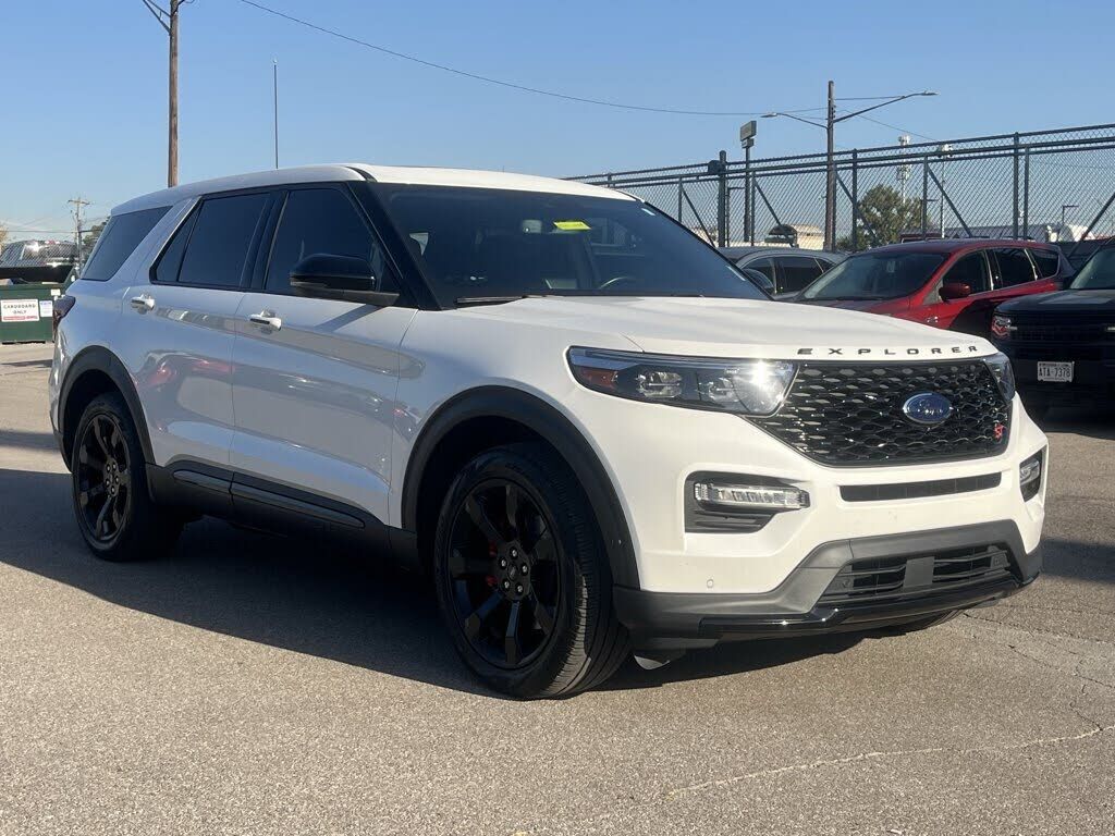 2022 FORD Explorer