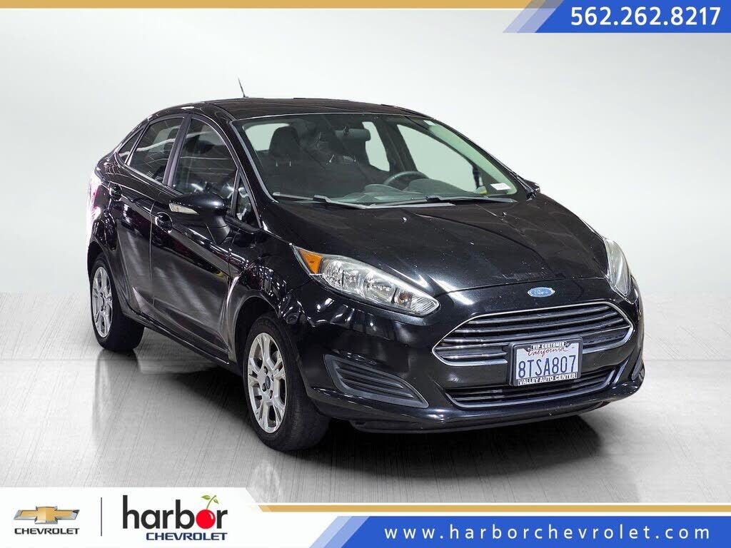2016 FORD Fiesta