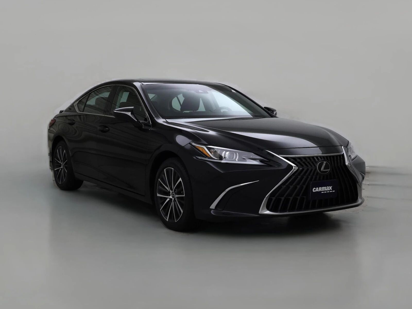 2025 LEXUS ES