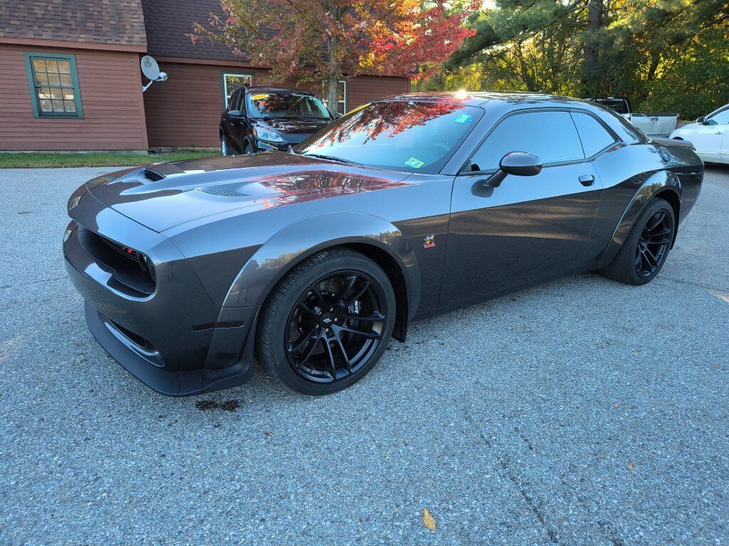 2021 DODGE Challenger