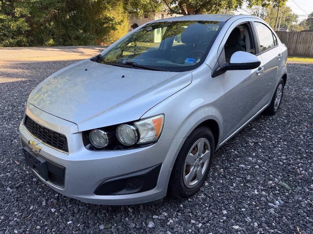 2015 CHEVROLET Sonic