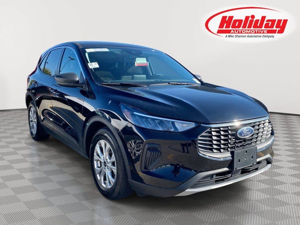 2023 FORD Escape