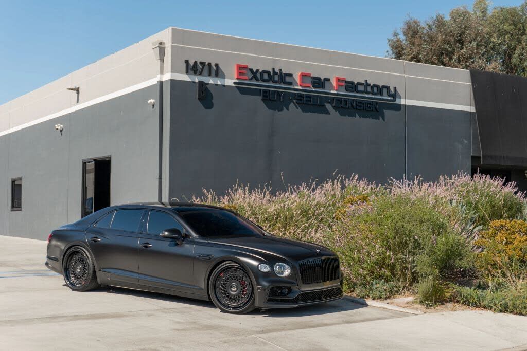2020 BENTLEY Flying Spur