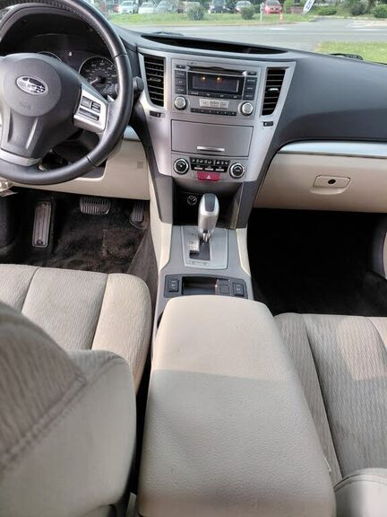 2012 SUBARU Outback