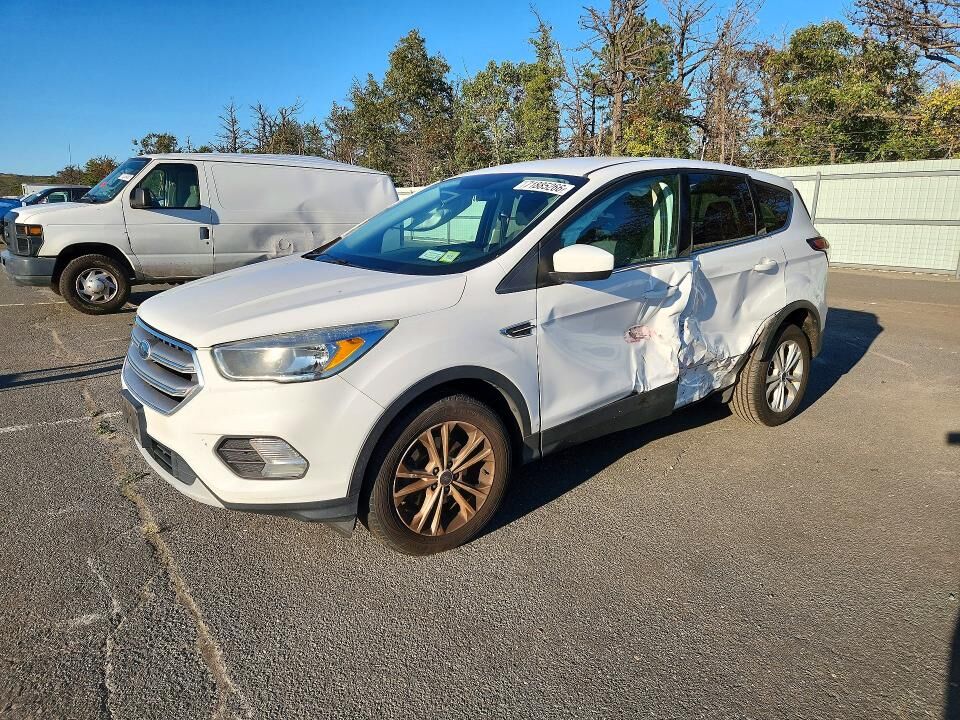 2017 FORD Escape
